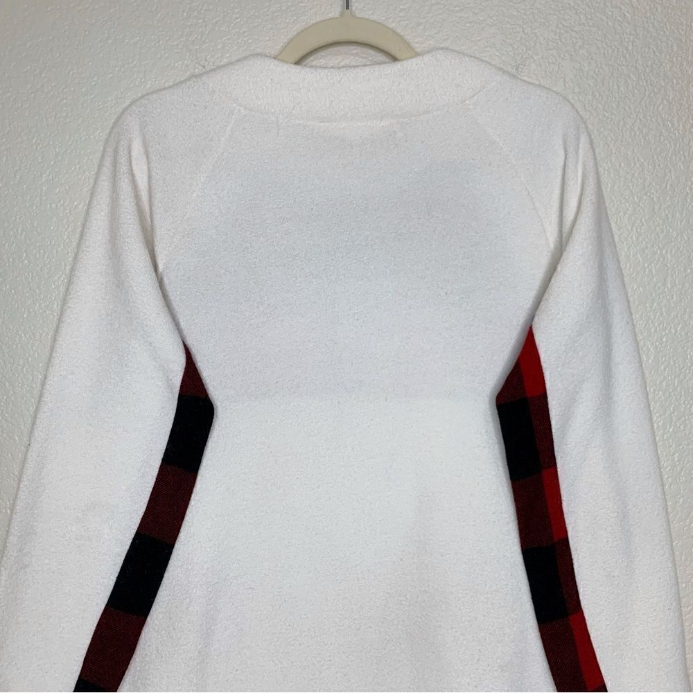 Hailey & Co Plaid Button Snap Fleece Pullover Sweater - Picture 7 of 11